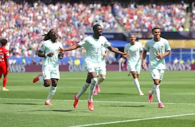 BALLON ROND – Dernier carré royal : France-Espagne et Argentine-Angleterre